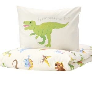 Kids bedding from IKEA: pillow case and duvet cover